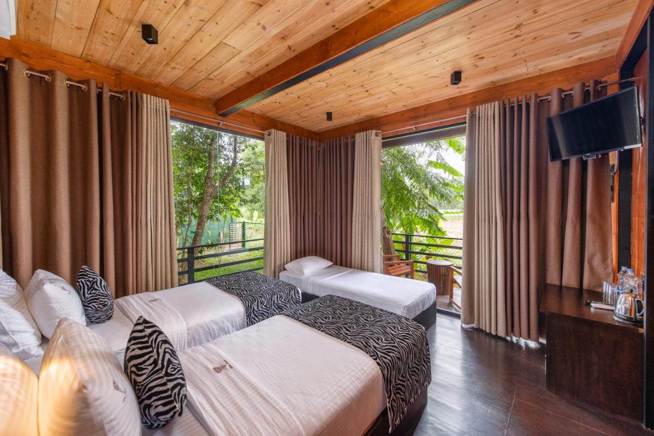 Atha Resort 锡吉里亚 外观 照片 Deluxe Room