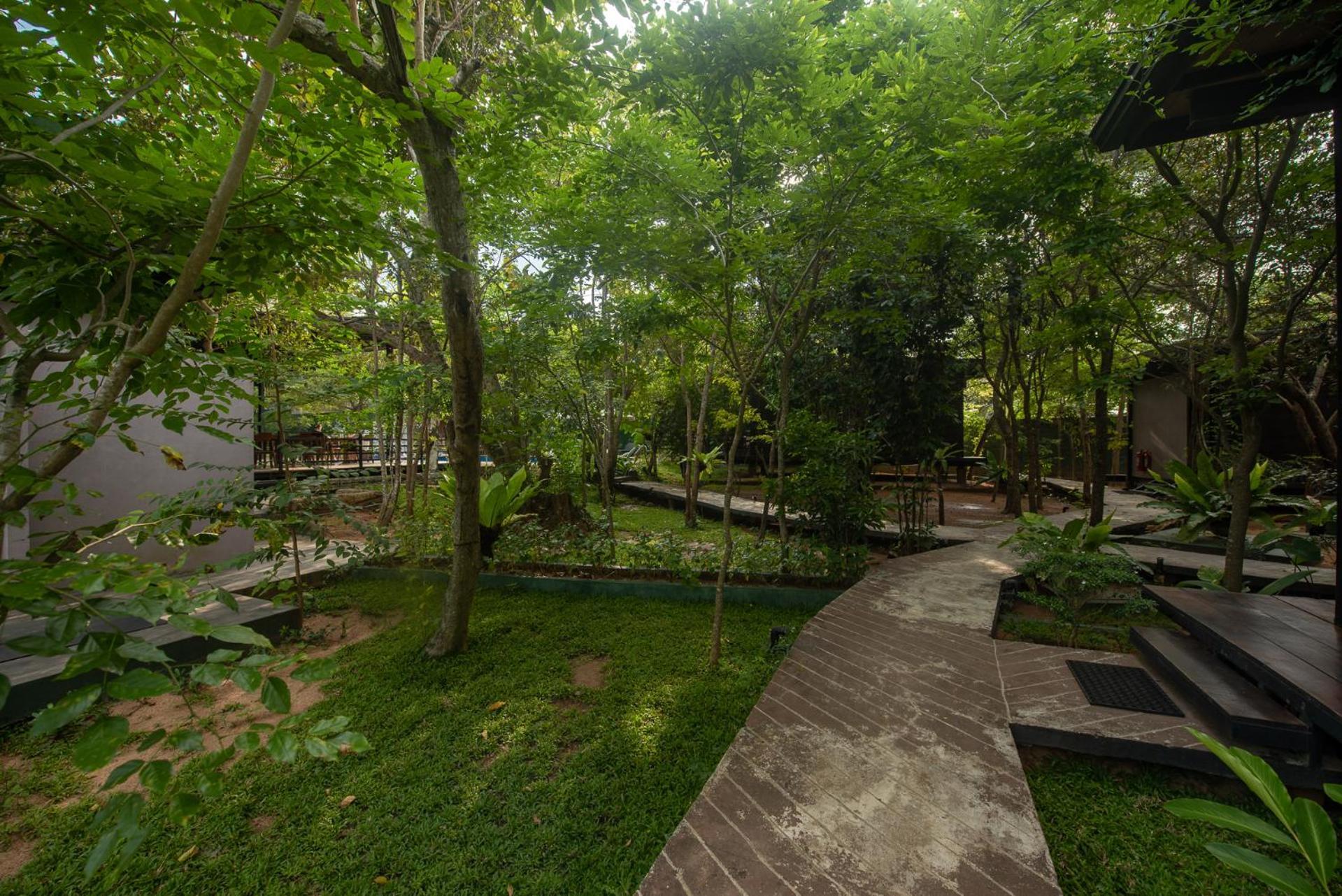 Atha Resort 锡吉里亚 外观 照片