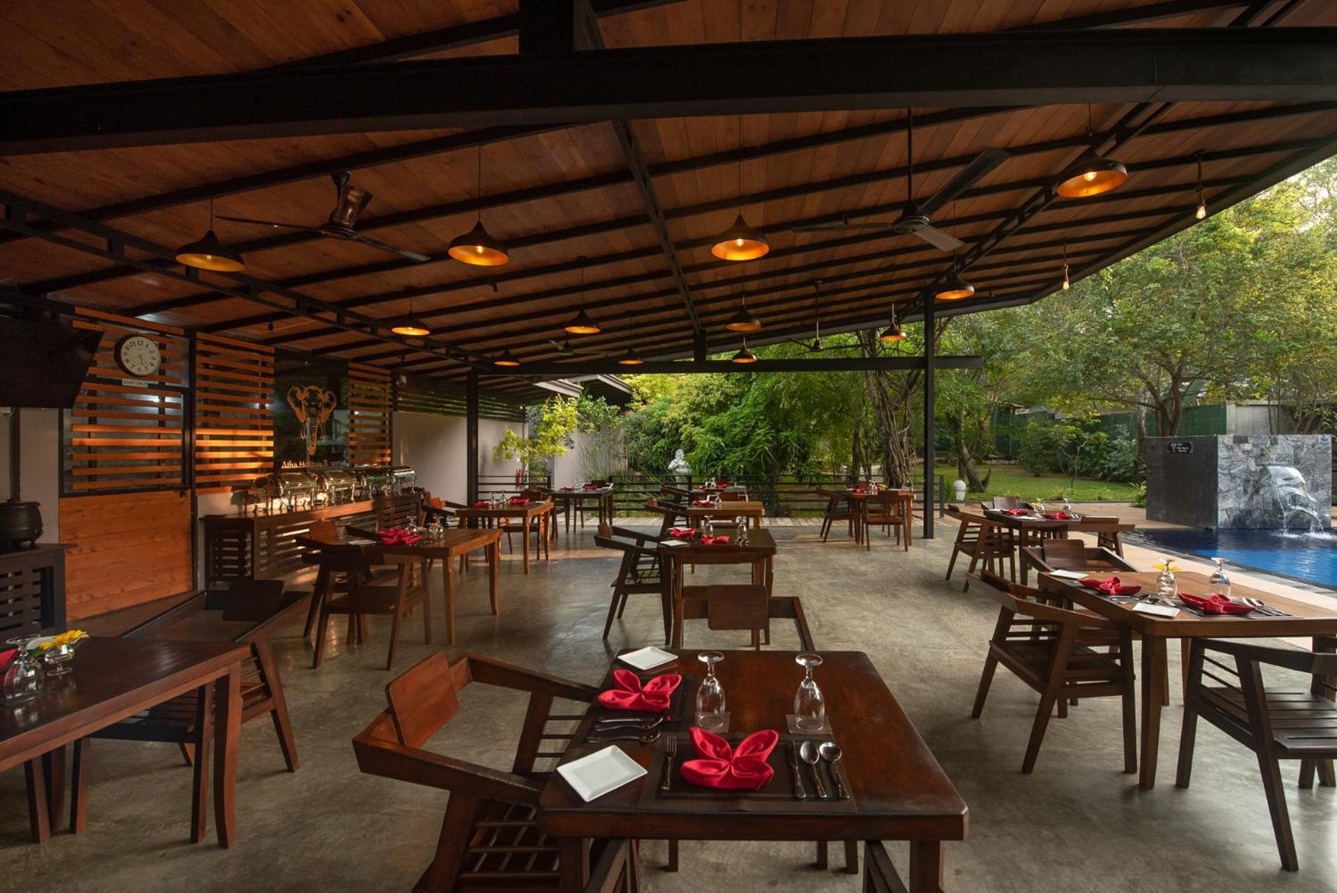 Atha Resort 锡吉里亚 外观 照片